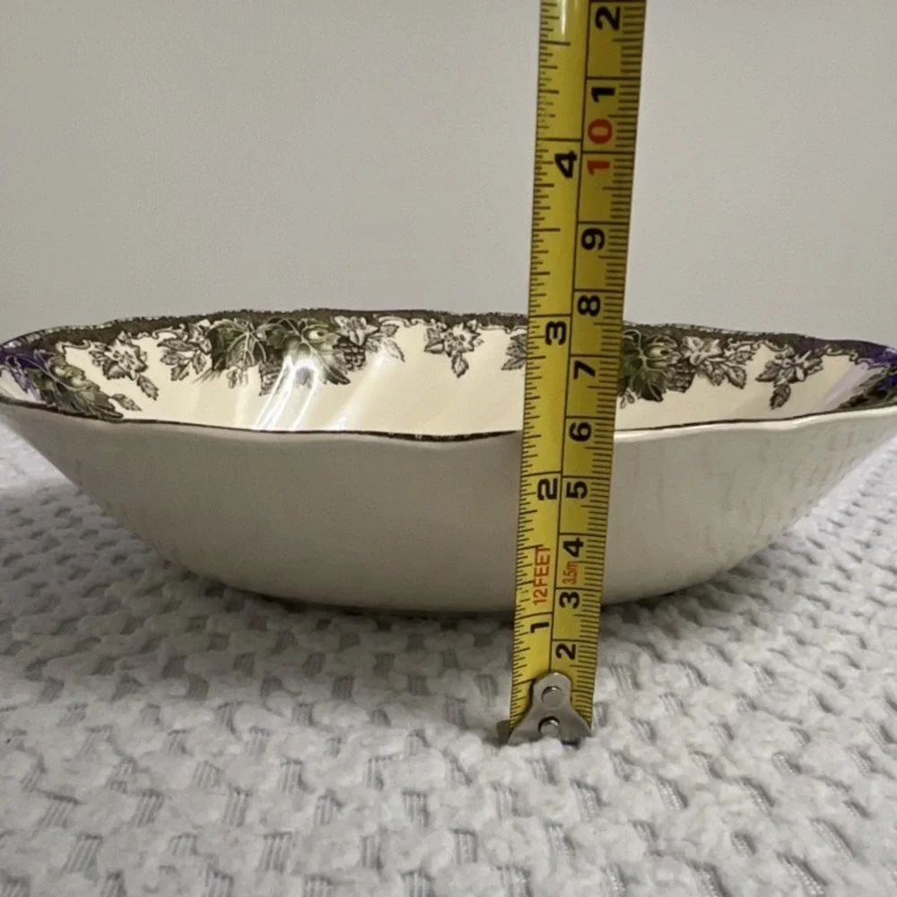 Vintage Johnson Brothers Friendly Village Vegetable Bowl 9
